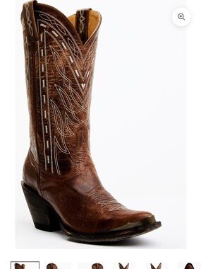 Idyllwind Brown Western Leather Cowboy Boots with White Stitching
